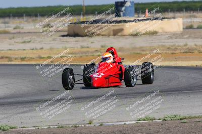 media/Jun-04-2022-CalClub SCCA (Sat) [[1984f7cb40]]/Group 3/Qualifying (Sweeper)/
